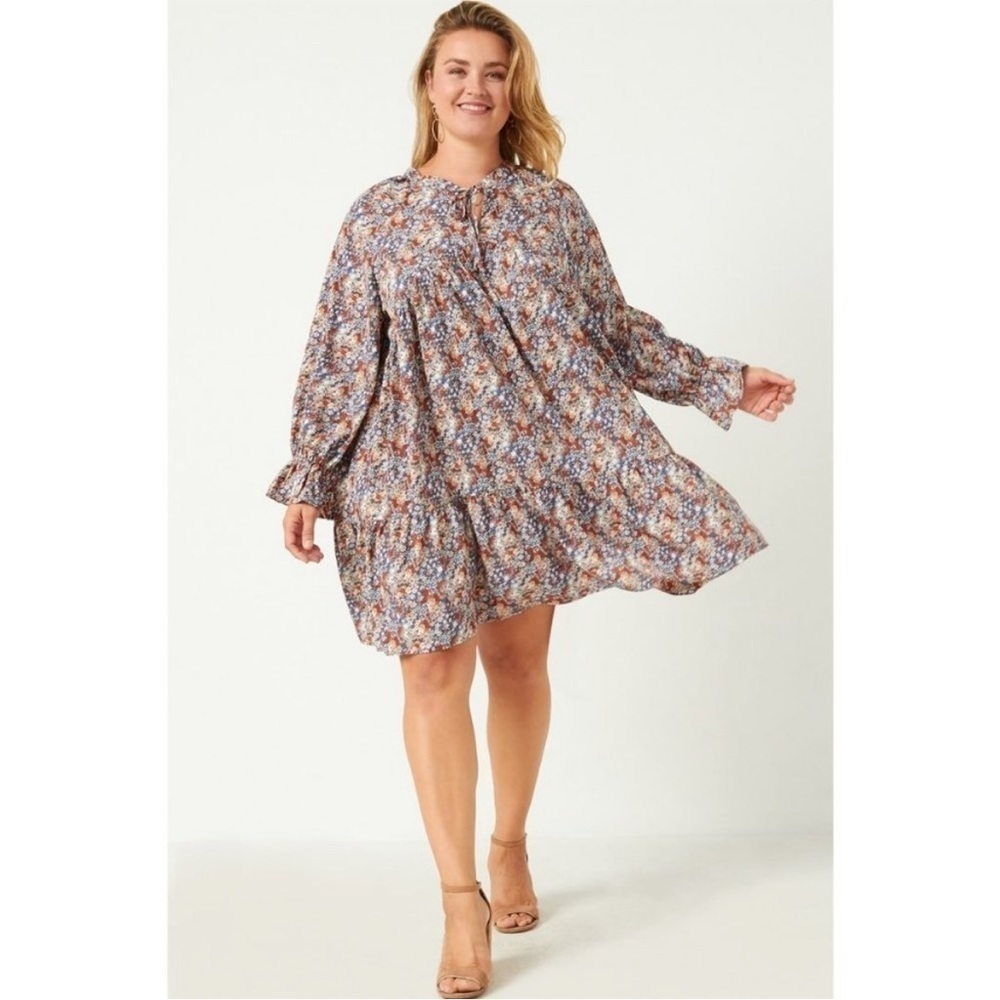 Hayden Floral Dress Size M - Picture 5 of 12